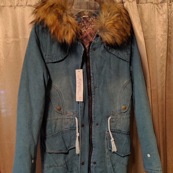 Jean jacket with fur hood